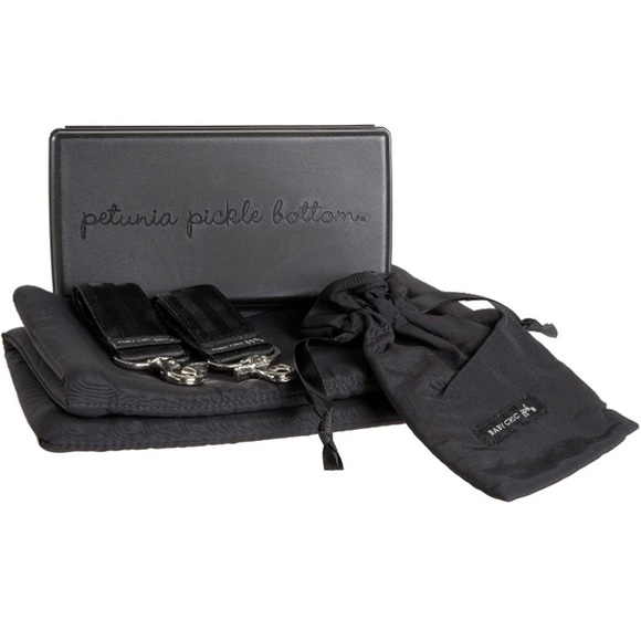 Petunia Pickle Bottom Touring Tote, Evening in Innsbruck - Picture 5 of 5